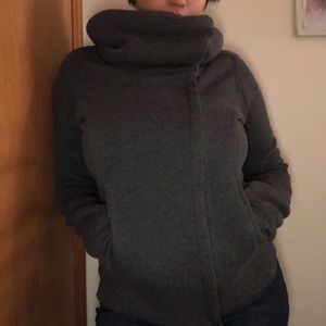 Oversized Turtleneck Zip Up